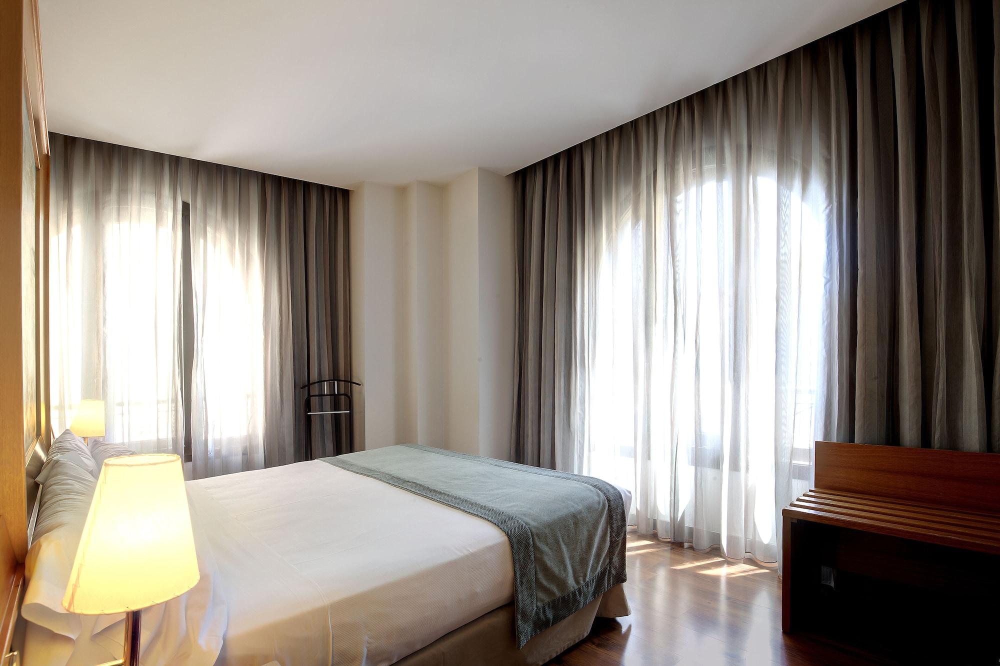 ホテル カタロニア エクセシオール バレンシア エクステリア 写真